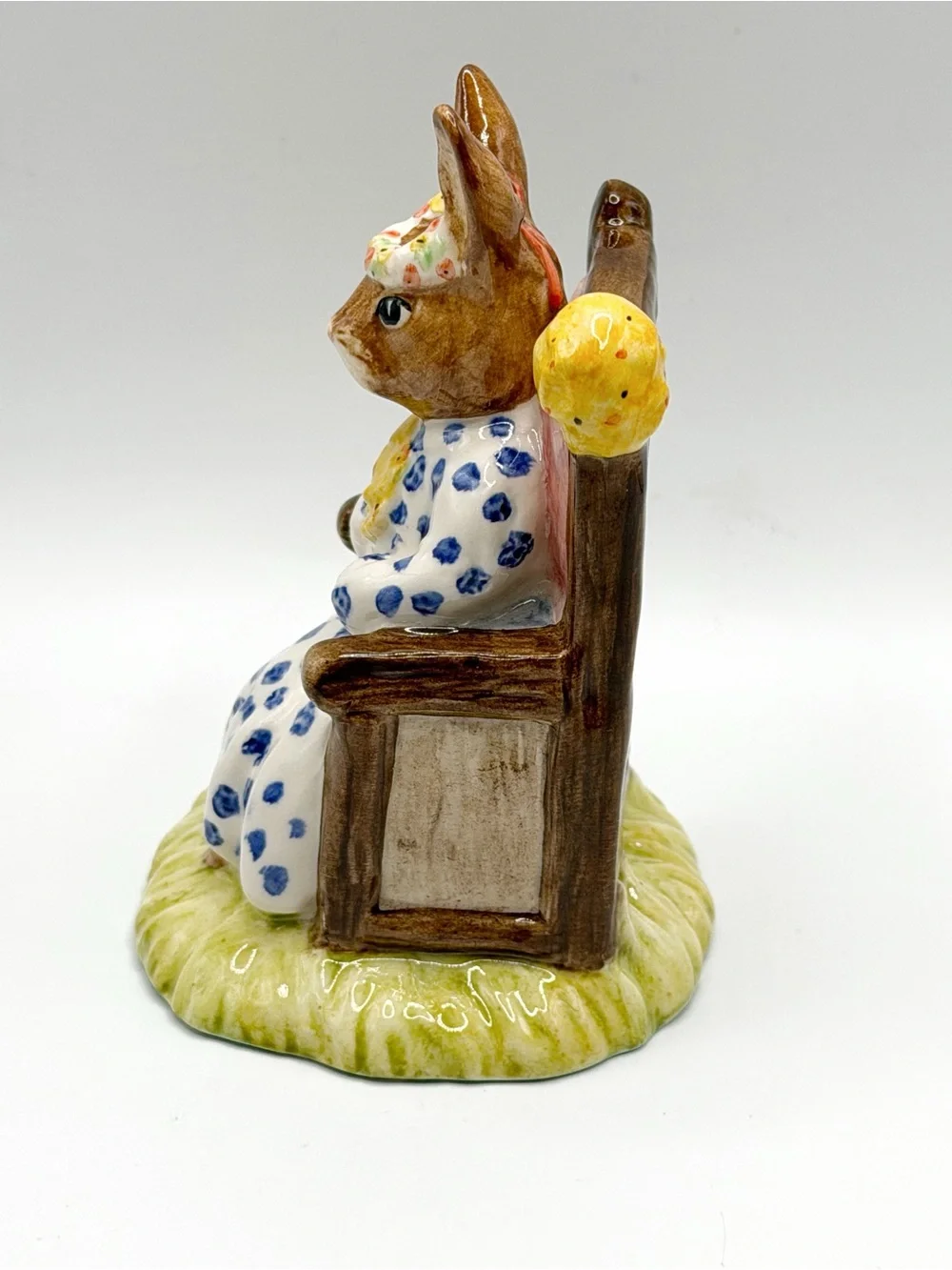 Royal Doulton Bunnykins Susan as Queen of the‎ May Figurine DB83  1989